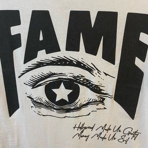 men’s size small fashion nova graphic tee